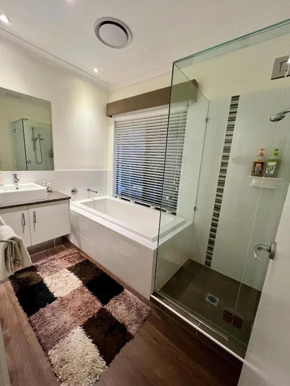 Private Gem in Pacific Pines — 3