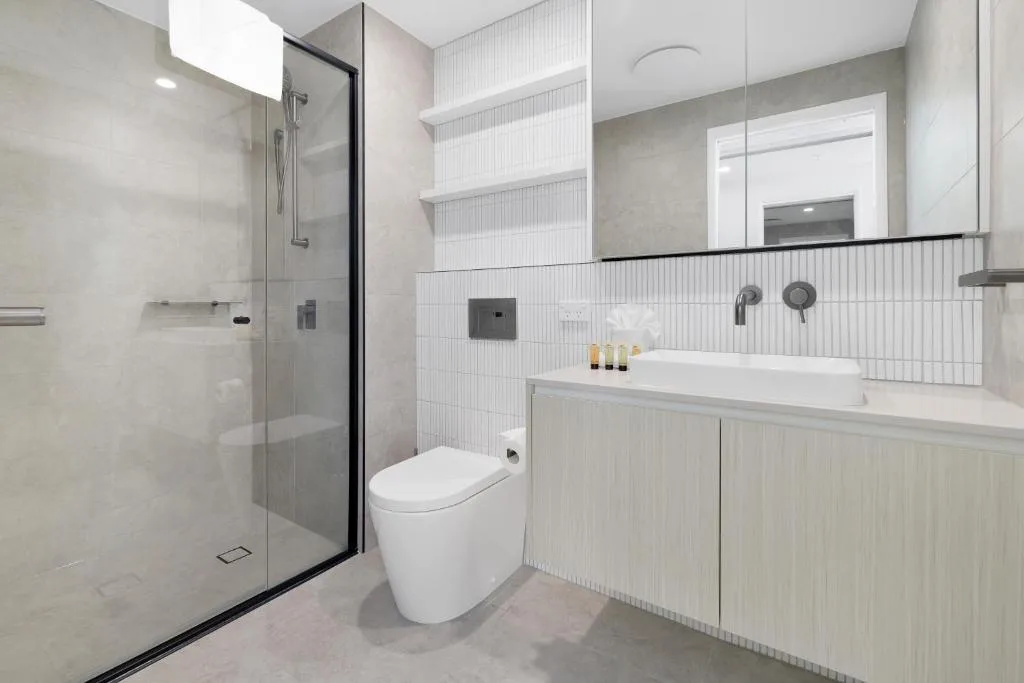 The Residences at The Peninsula — 5