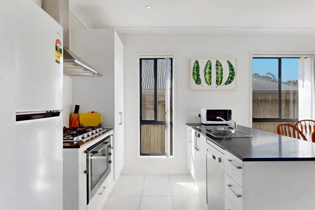 4BR Family Home Coomera Theme Parks Shopping