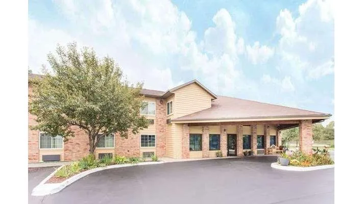 Baymont by Wyndham Muskegon — 3