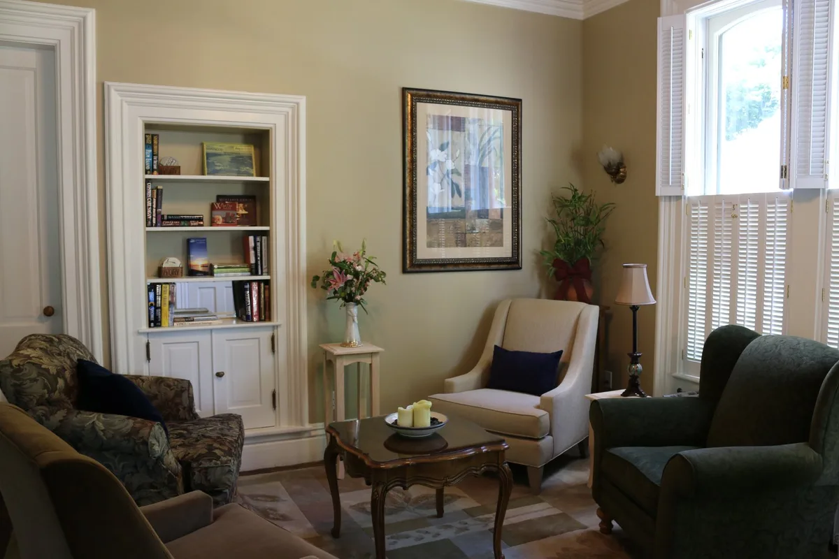 The Lewis House Bed & Breakfast — 4